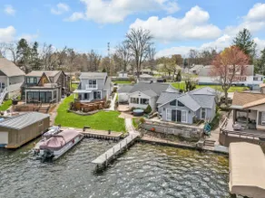 Portage Lakes Retreat - 3 BR Lakefront w/ hot tub - Image 2