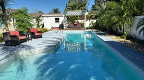 Tropical one bedroom apartment with king size bed - Image 2