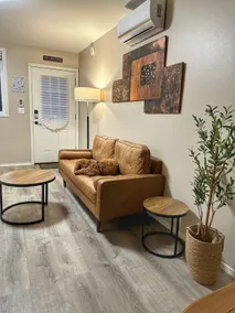 The Kirkland Hideaway (Pet Friendly near Lake WA) - Image 3
