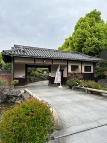 ! The cheapest in the area! Maruyama 35 For families, friends, backpackers, and business trips. Short and long term stays are welcome. - Image 4