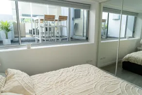 Modern 1-Bedroom Retreat - Image 2
