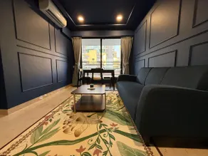 Plush Bandra West - Luxury 2BHK Apartment & Study - Image 4