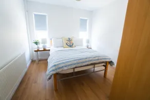 Tranquil Tides Oceanfront apartment Carrickfergus - Image 5