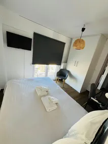 B&G fourth floor - Image 2