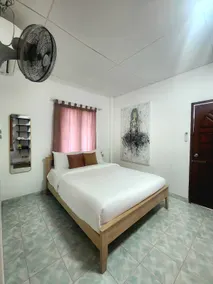 Beachfront Sunset Bungalow -AC-2 - Image 3
