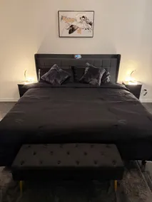 Luxury Modern 3BR Beds Sleeps 8 Entire house - Image 4