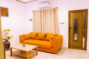 Ideal cocoon close to the sea and the airport - Image 4