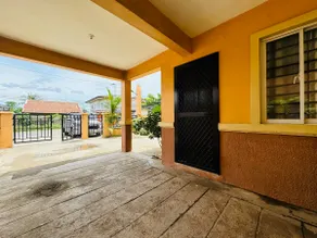 Private Gated 2BR Home Near Malls |Wi-Fi & Parking - Image 5
