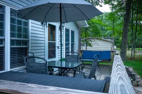 The Breezy Birch Cottage 0.25 mile from the beach - Image 2