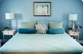 Peony Place renovated farmhouse in horse country - Image 3