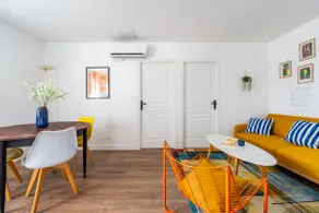 • Art Deco • 2 room apartment - 1 bedroom - Image 3
