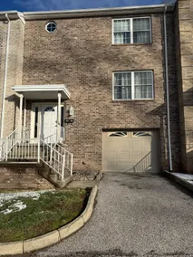 RR2 Townhouse Close to Casino - Image 3