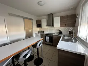Charming Townhouse - Image 3