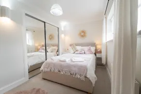 Raines House - Fort William - Image 3