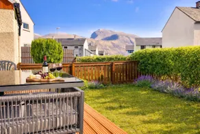 Raines House - Fort William - Image 2