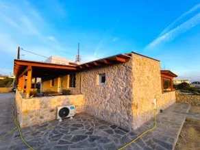 Glyki Canyon Bungalow - Image 3