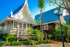 Villa Suite Twin - Luna Hut Resort - Image 2