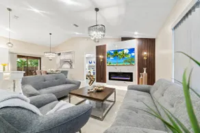 Grand Villa, Heated Pool, Spa, Games, Beach Nearby - Image 2