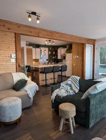 Waterfront cottage - Image 3