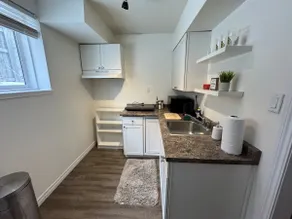 The Cozy Lakeview Retreat - Image 4