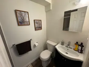 The Cozy Lakeview Retreat - Image 5