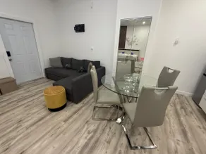 Modern studio near Miami, FL Keys, and Everglades - Image 2