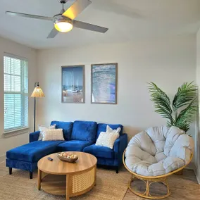 Resort Style APT 1B/1B, 10 min Beach/Downtown - Image 4