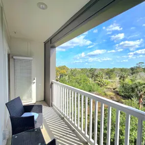 Resort Style APT 1B/1B, 10 min Beach/Downtown - Image 5