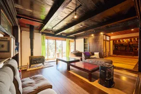 A 100-year-old house where you can experience ancient Japanese customs in the water town of Takashima - Image 2