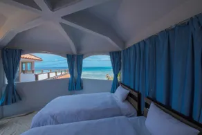 R プール6 BR 5 toilets next to beach 砂浜歩き20秒、恩納の駅の近く - Image 5