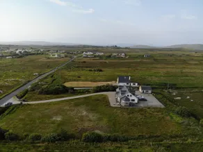 Jackies Cottage, Claddaghduff, Connemara - Image 3