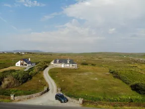 Jackies Cottage, Claddaghduff, Connemara - Image 2