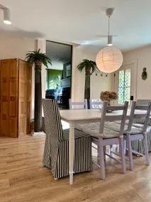 Stylish Rosendale Escape by Shops & Trails - Image 3