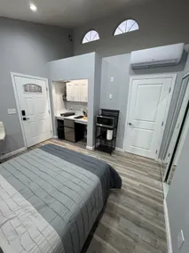 Small Condo 5 minutes from LLUH! - Image 2