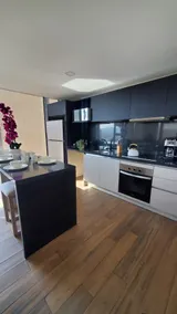 New Modern Luxury Condo - Prime Location - Image 5