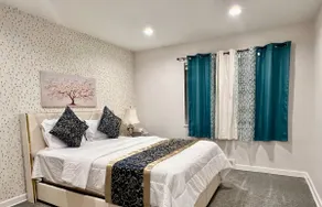 Newly Remodeled 3b Townhouse in Rogers Park - Image 2