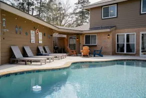 Spring Breeze | Private Fam POOL • Near IAH Airpt - Image 5