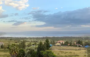 Naka Executive Suites With Balcony, Amazing View of Lake Nakuru, GYM - Image 2