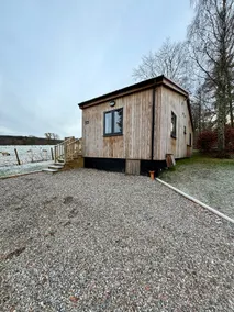 Breckland Lodge 2 with Hot Tub - Image 4