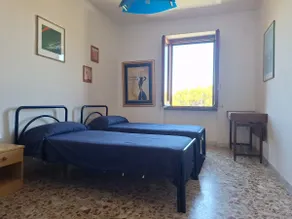 the house in the woods by the sea - Image 3