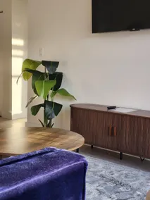Luxury Condo | Free Parking | Great for Families - Image 5