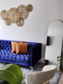 Luxury Condo | Free Parking | Great for Families - Image 4