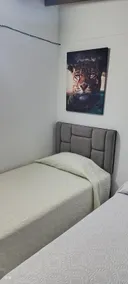 Spacious and comfortable house · Excellent location - Image 3