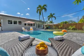 Modern 3BR | 1 Mi. to Beach | POOL, Putting Green! - Image 2