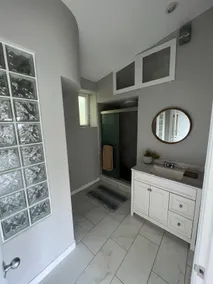 Two bedroom private guesthouse - Image 4