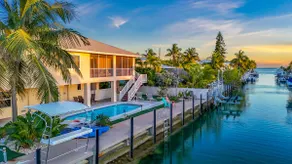 Paradise Palms~Dock~Pool~Kayaks Grill~View! - Image 4