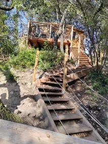 Jade's cabin - Image 2