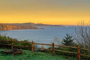2BR Vashon Island Home with Breathtaking views - Image 2