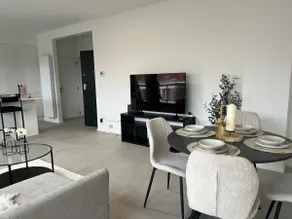 Luxury Apartment | Near ING Arena & Expo 12 | 2 BR - Image 5