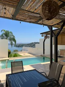 Villa with pool, waterfall, LED lights and palapa - Image 5